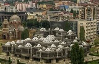 Prishtina-Poezi nga e mirënjohura Ganimete Jakupi